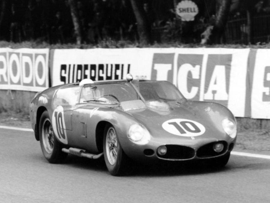  Ferrari 250 TRI61 1961 года  (фото 17 из 18)